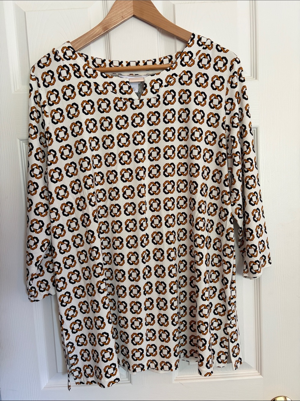 NET Liz Claiborne White Tunic Top with Brown & Gold Geometric Print, size XL